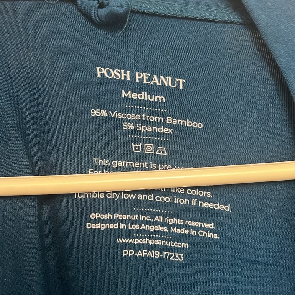 Posh Peanut Bamboo Super Soft Robe - Picture 4 of 11